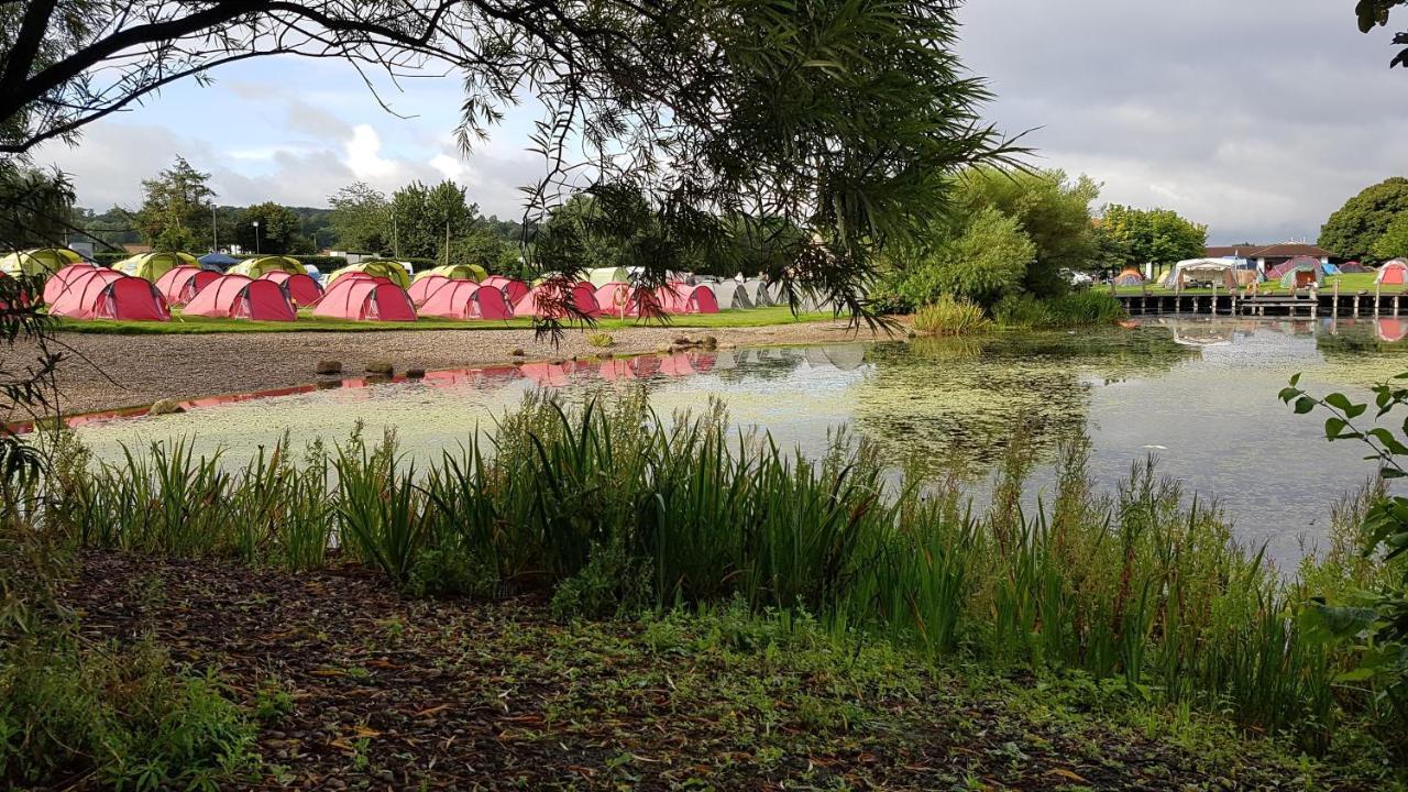 Edinburgh Festival Camping Hotel Ingliston Exterior photo