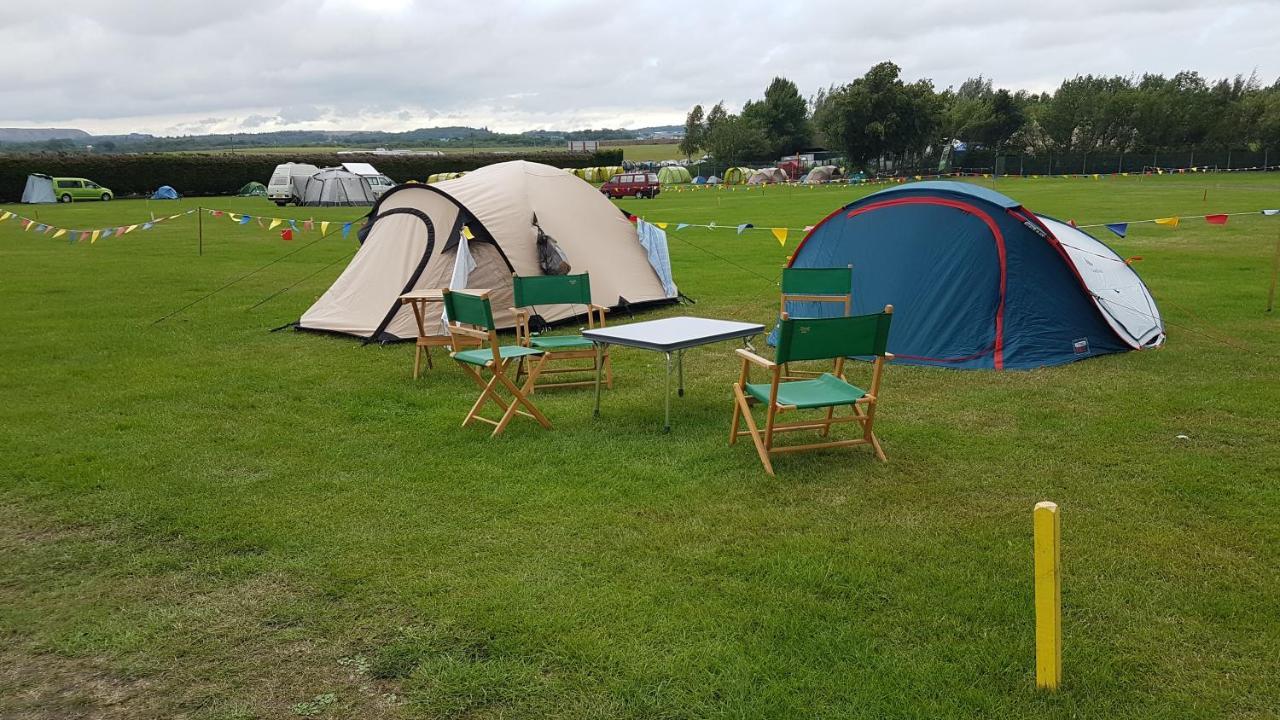 Edinburgh Festival Camping Hotel Ingliston Exterior photo